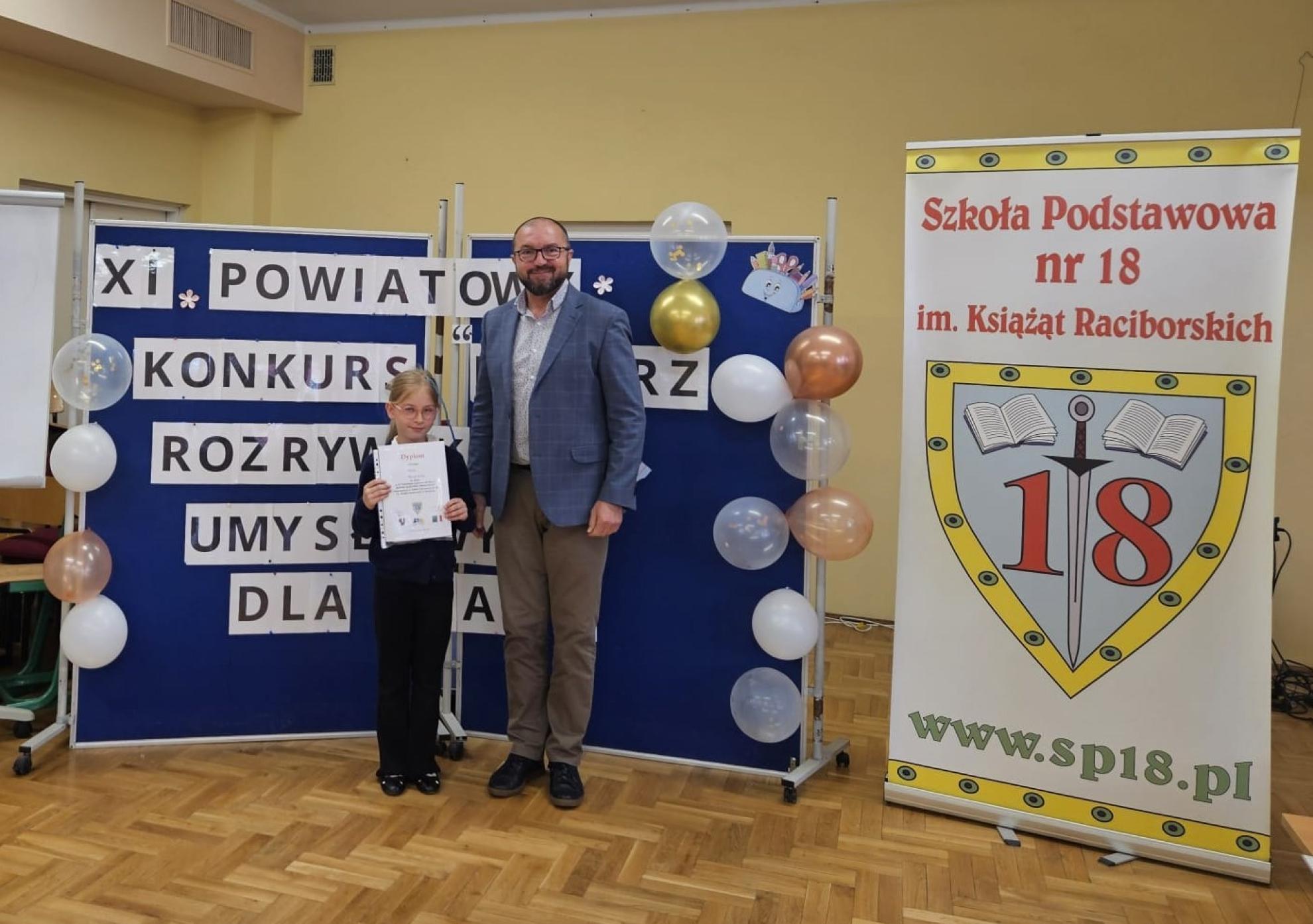 Nasza uczennica wśród miłośników łamigłów