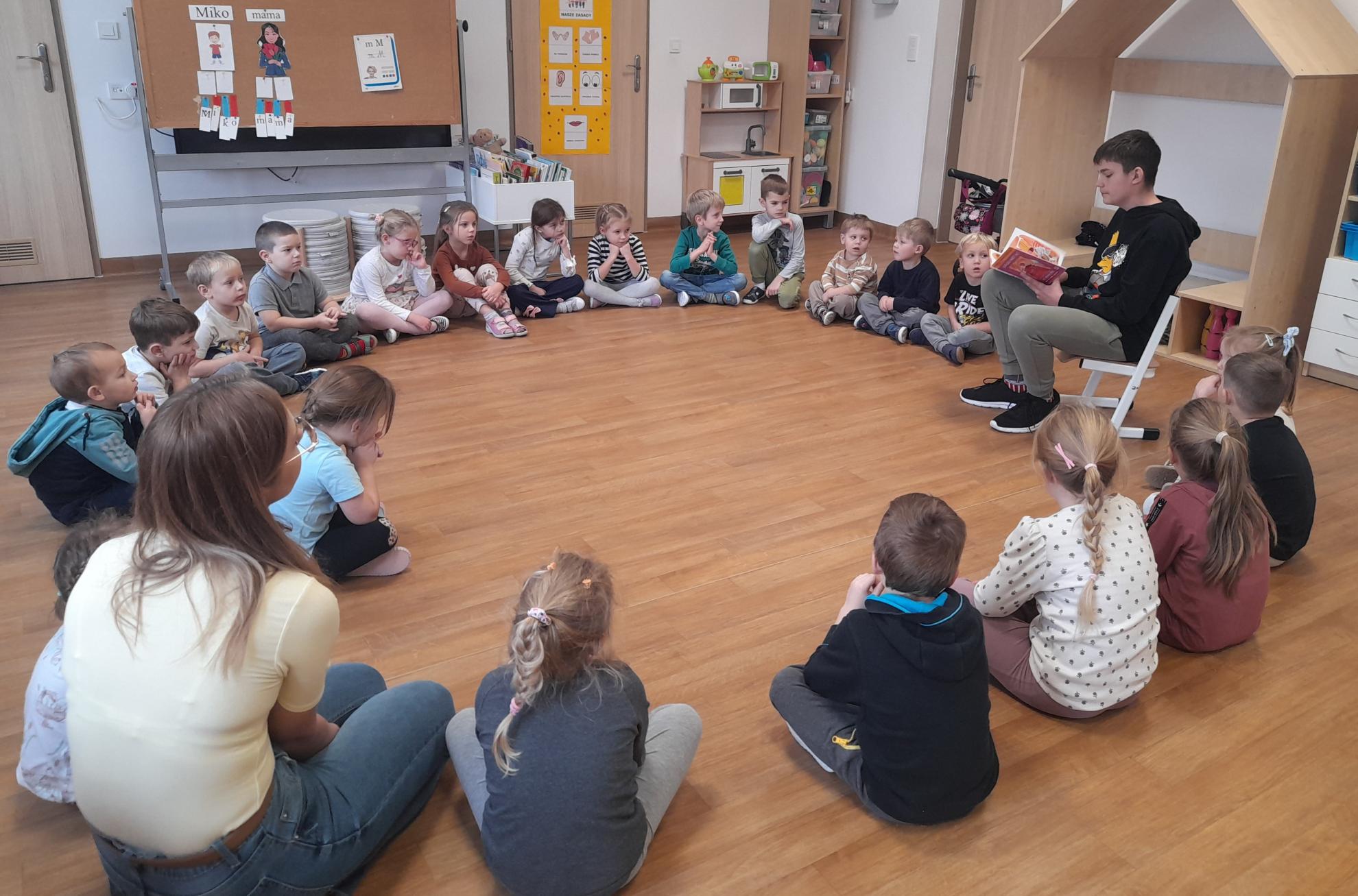 SPOTKANIA Z PRZEDSZKOLAKAMI