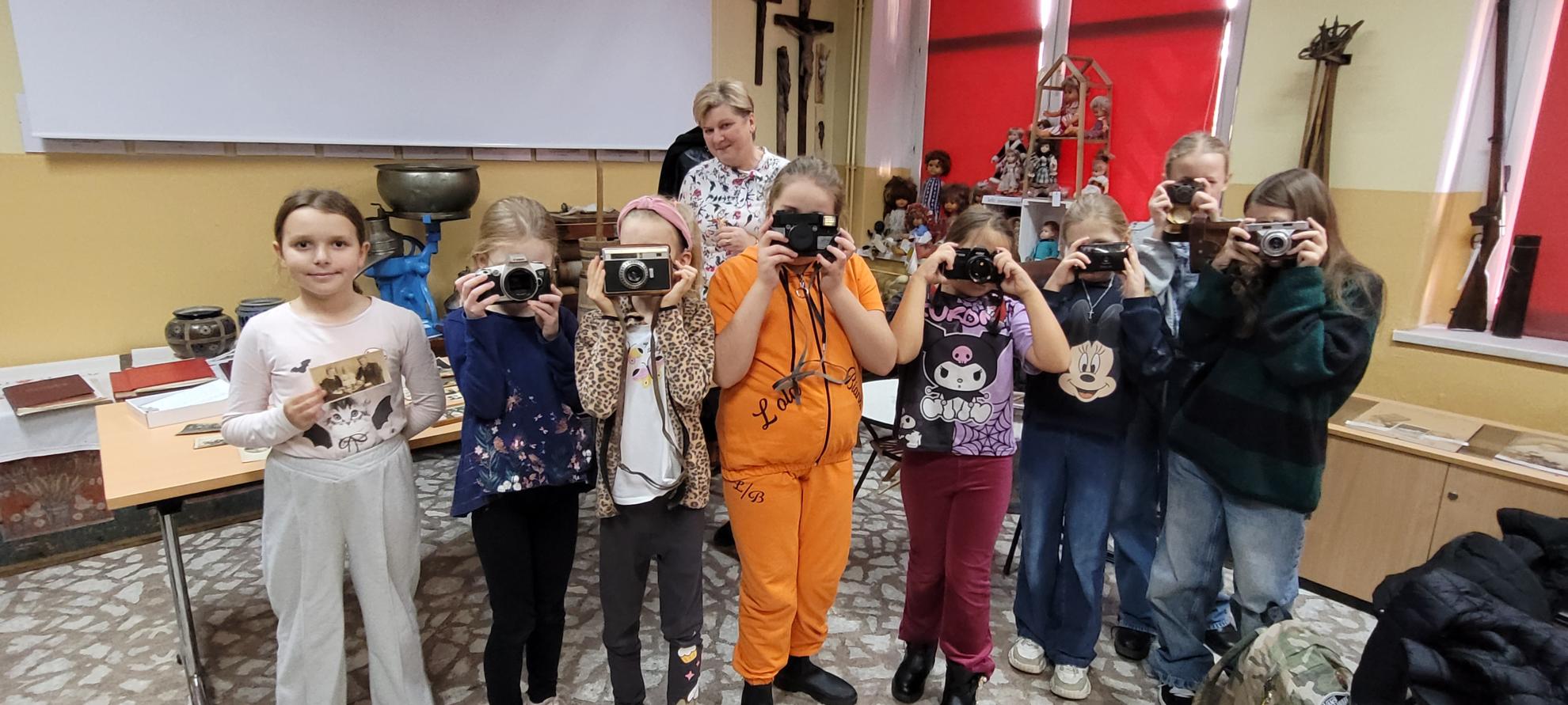  Pamiętamy i poznajemy przeszłość 