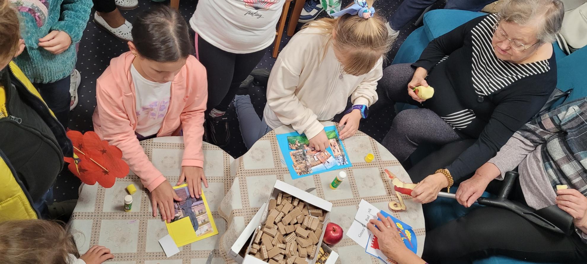 Siedem miesięcy z naszą małą ojczyzną