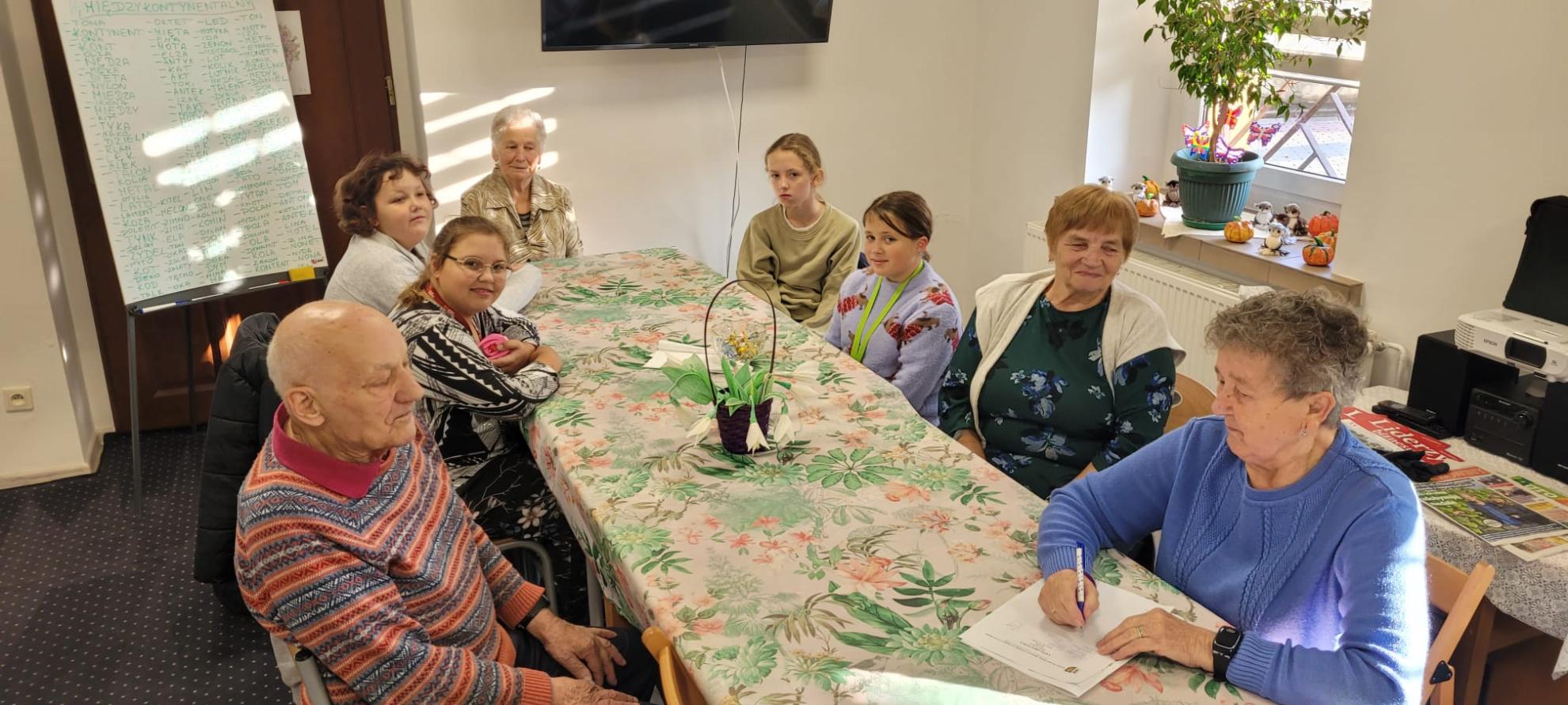 Małe ręce, wielkie historie – łączymy pokolenia!